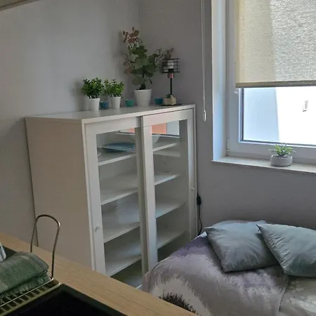 Ξενοδοχείο με διαμερίσματα Mikroapartament Gamma Dyrekcyjna 3*